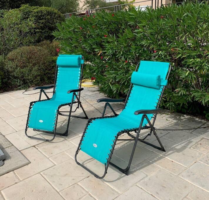 Studio En Rez-De-Jardin Arbore Avec Acces Piscine Et Clim Villeneuve-lès-Avignon Eksteriør bilde